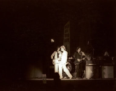 david-bowie-an-old-fashioned-band