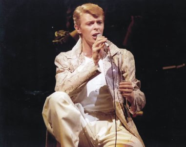 david-bowie-glasgow-1-HUG086CD-backis