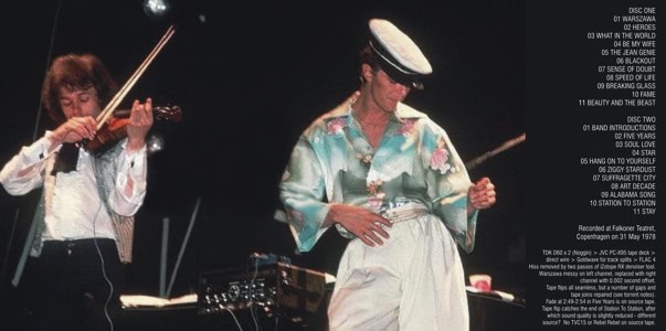 david-bowie-teatret-78.1-HUG062CD-frontis.