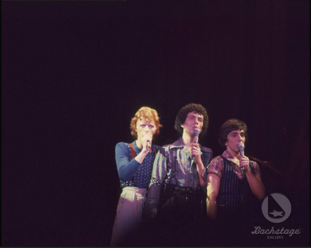 5AlltheYoungDudesCoboHallDetroit21-22June1974
