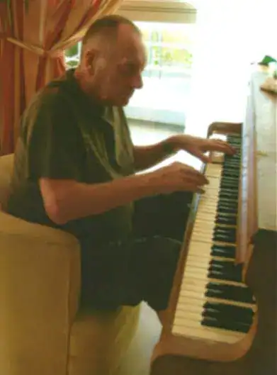 Derek Boyes