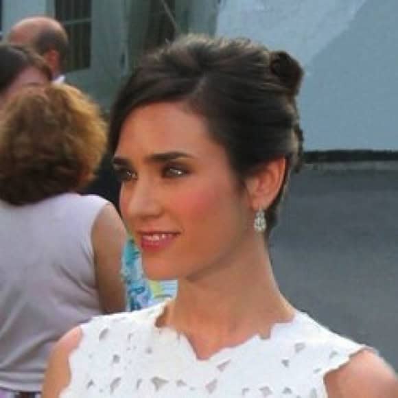 Jennifer Connelly at Central Park 2 June 2005