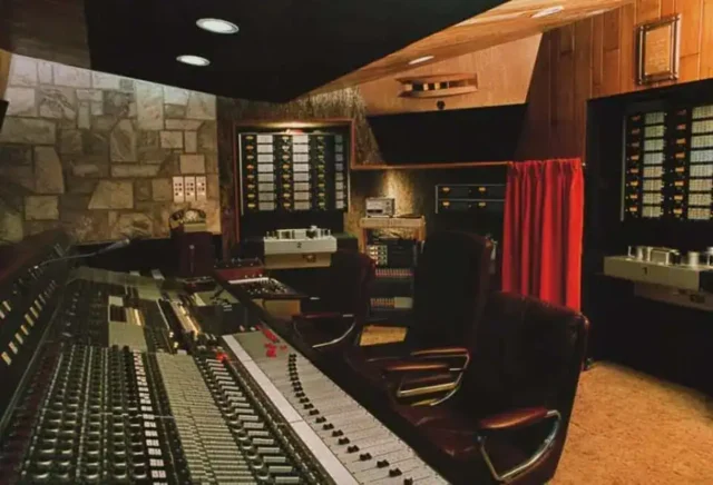 Mountain Studios Montreux Mountain Studios Montreux
