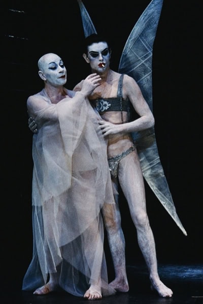 Flowers, spectacle de la Lindsay Kemp Company.